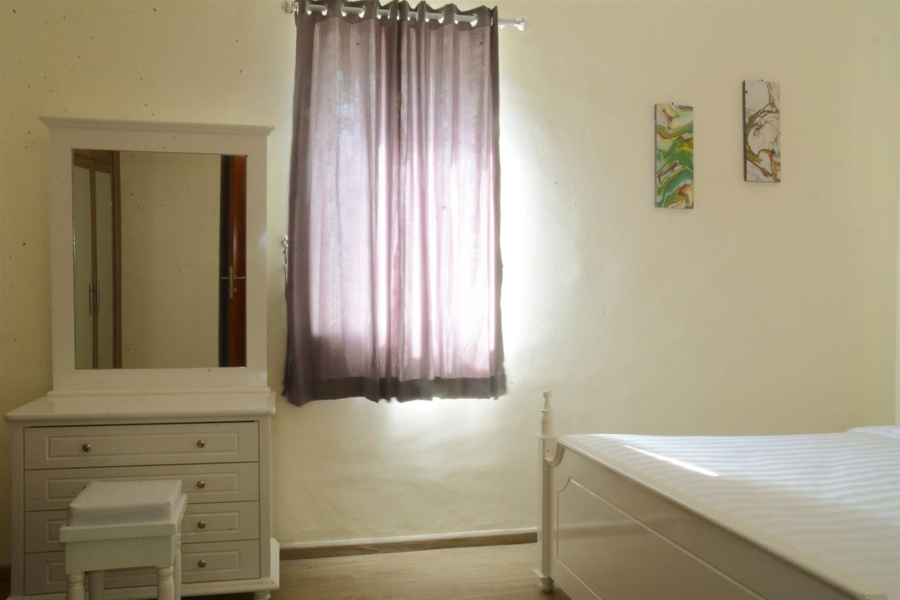 3Br Grand Palace With Private Bathtub By Travelio Джакарта Екстериор снимка