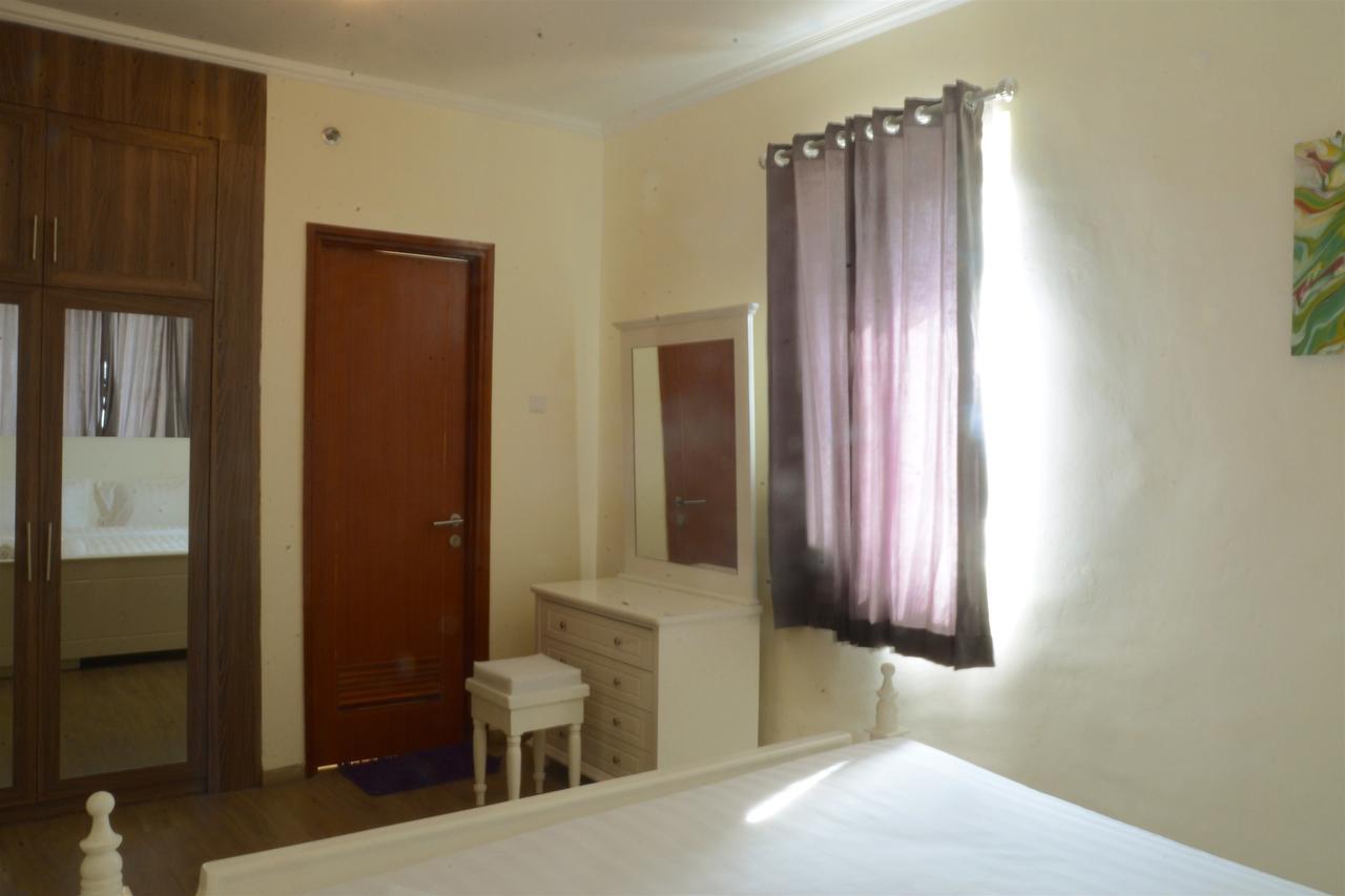 3Br Grand Palace With Private Bathtub By Travelio Джакарта Екстериор снимка